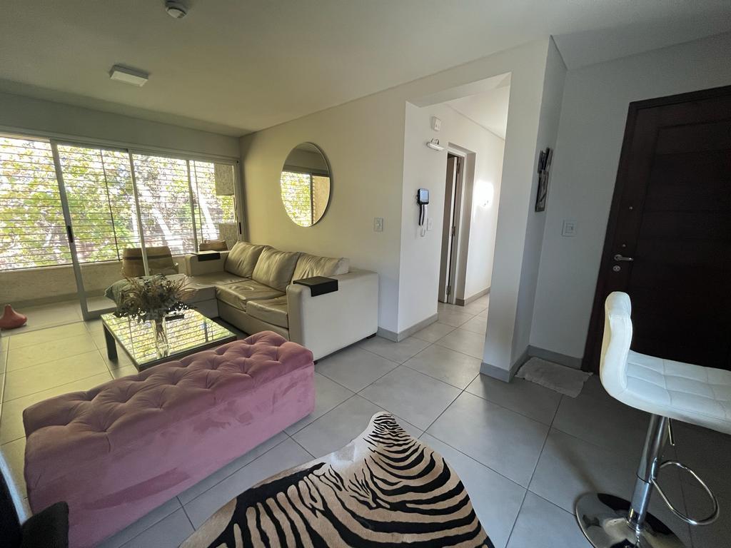 6344886_72756037193972645914575541761141533458255106722790287990859292260480915938839