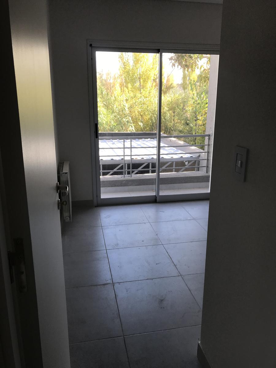 7301938_102329322279479528342657245918183697867711482984333194172589804843400975094932