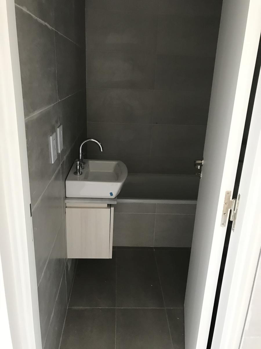 7301938_68293220156193696486976512253689699511794684355637939387986301152365348518813