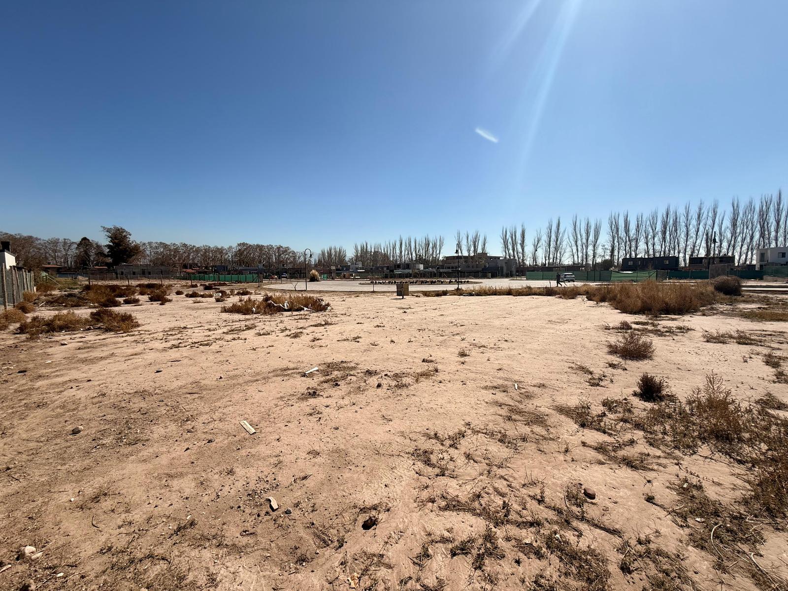 6338667_5544675383369882078662032251260137928298409812588624552445973067213832326792