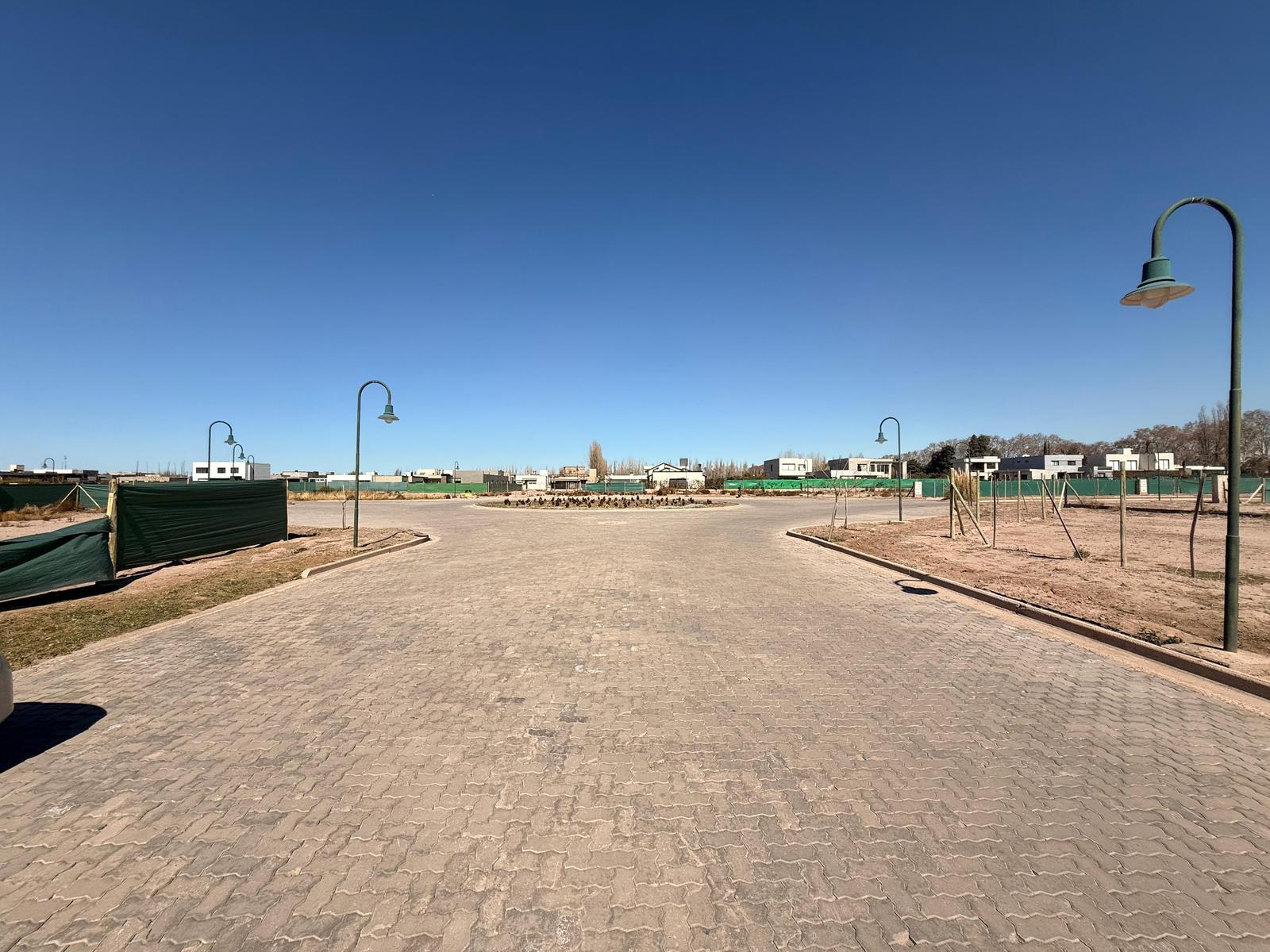 6338667_85142095837852442354898789743161488469507941085865469575204073124247478673674