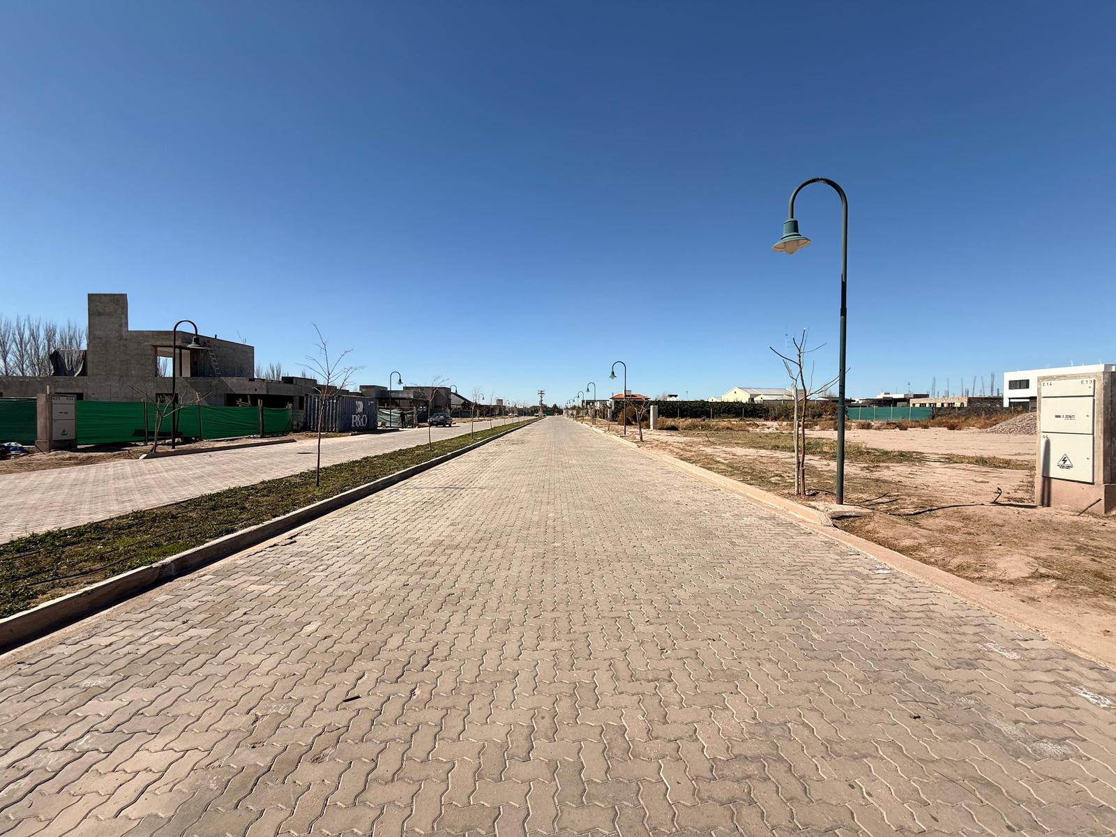 6338667_95483576166188361399100219625546621376918798408941641040065818255433582751241