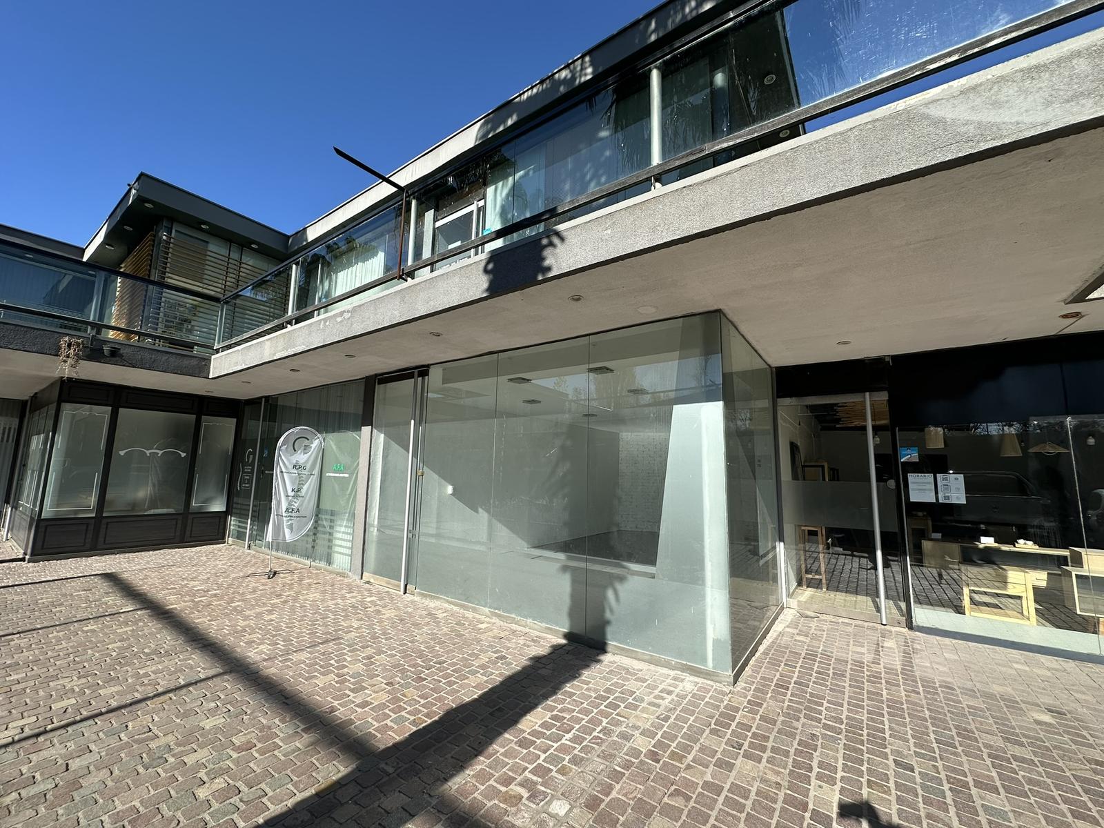 7019943_39315424855580626869118474151629769990405145690519126811798427683504662840245