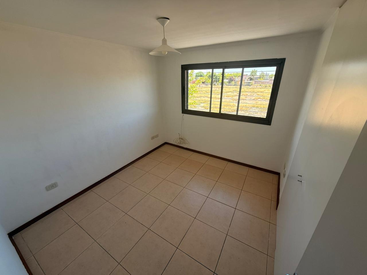 7596578_4645982245176851765160656829844766086555667138815963105508468771057734771173