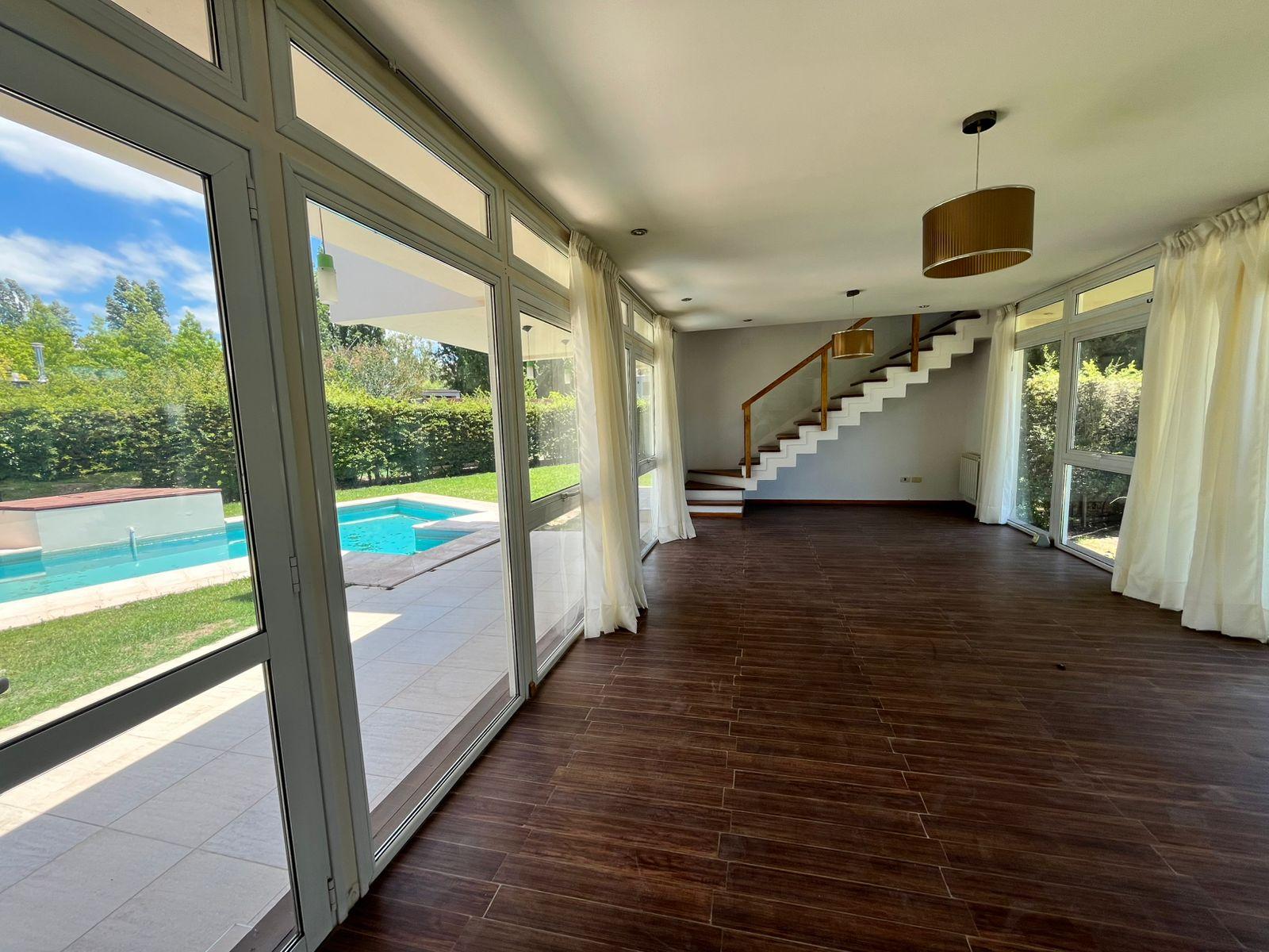 7606868_94437894141531388405123077000842624252694169229417675071647411441686137941178