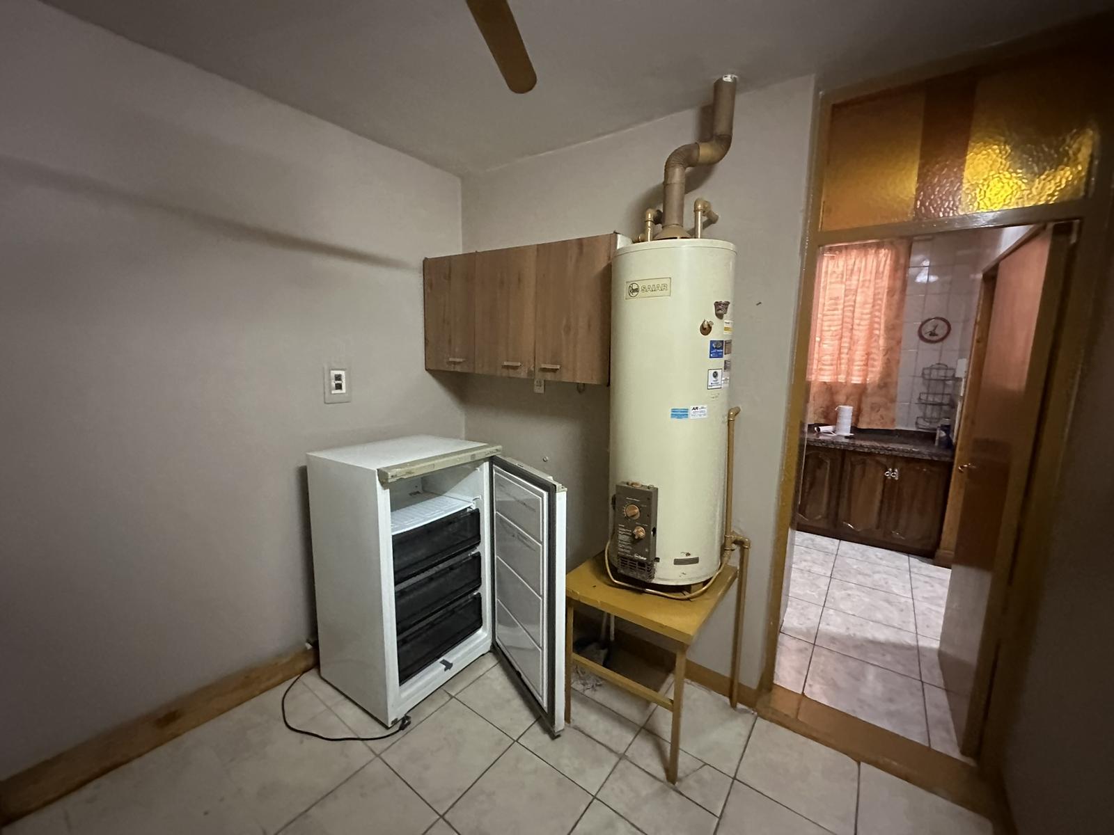 7675920_62814227333939662503453627352495867454991576685607937863493242618180458139795