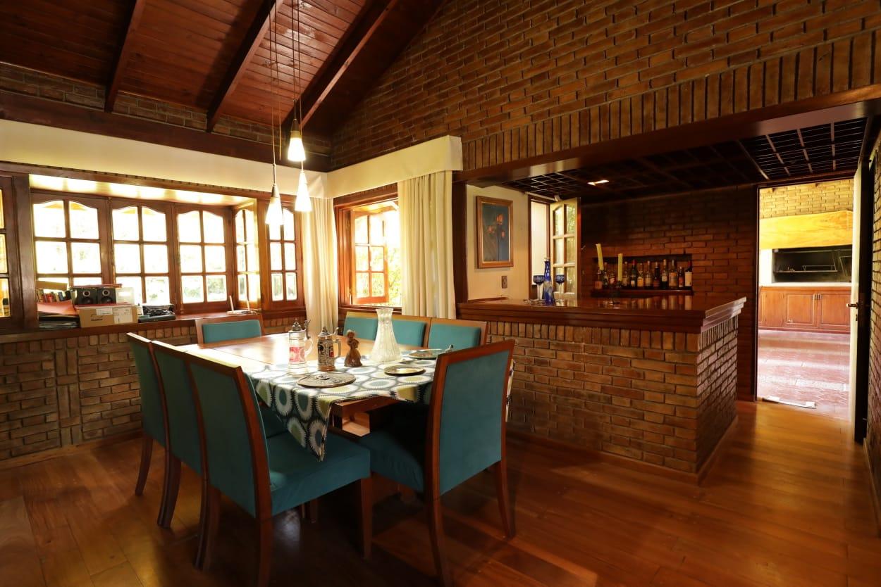 7676199_50439172978026809009311574504535047642579118284669339941581240156007844530880