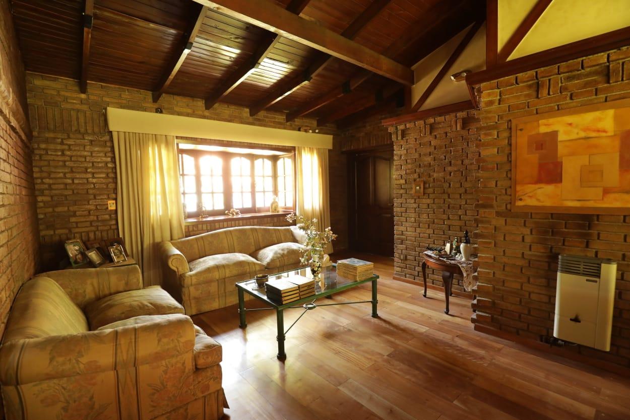 7676199_78936845855385974147190617471279868284036961043621866264736628573608021924051