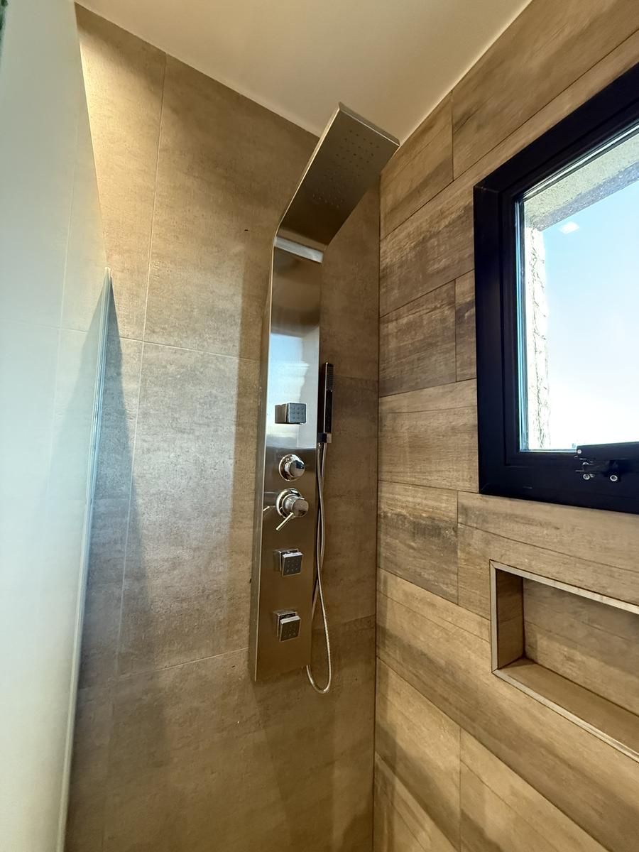 7677160_14657360661787932400344166958872869343201405861440692891010936430069139387444