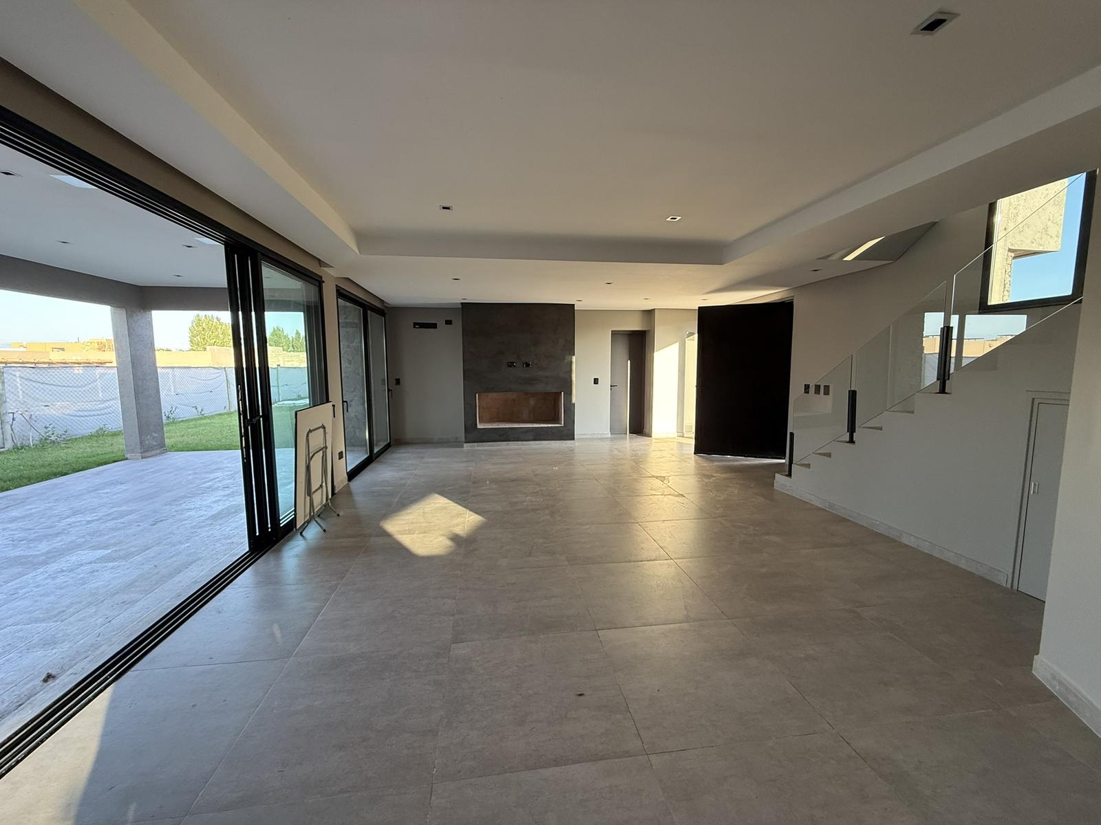 7677160_39410497941252178821558252104609784413567019903354620379818024759826892166702