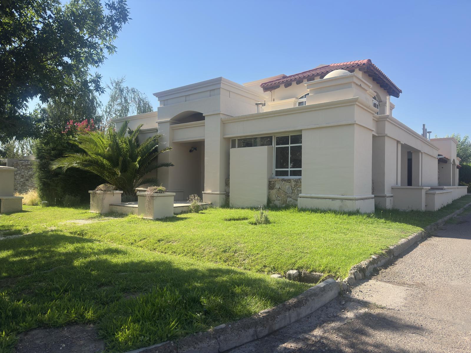 7679324_30943954801397232058155755902444025377041273852808652827957807002104640062121