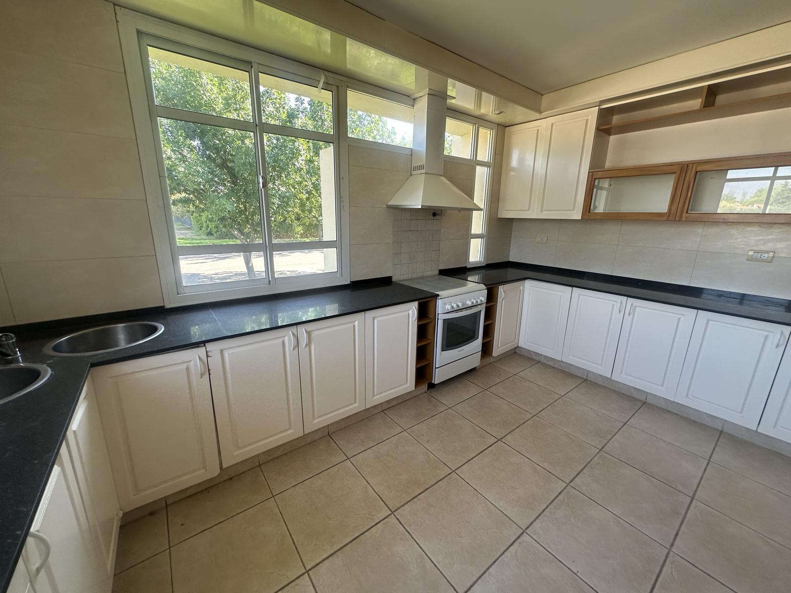 7679324_45569155407267071725201855676489236868267873118515138585728937564357411870456