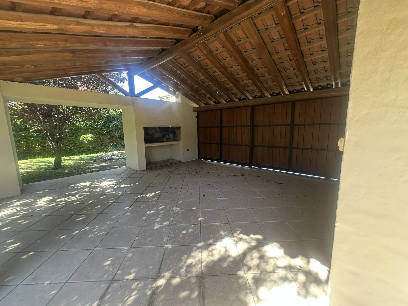 7679324_75928846535965341610019458923224385485800655213795228293942320205743565995448