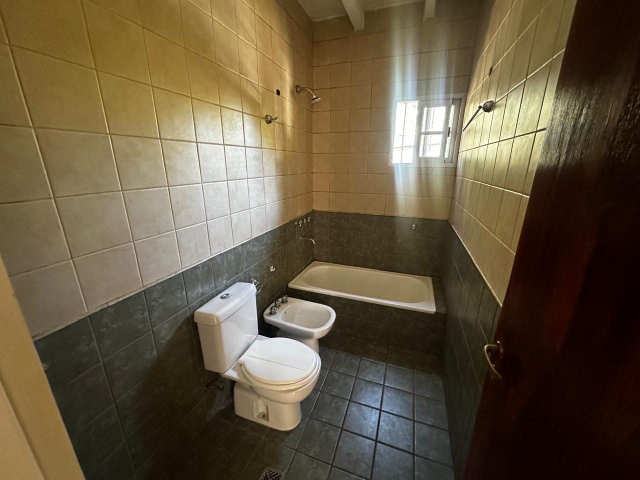 7755681_102308721172349125742578700189756713109259071767888426199888361848638502930254