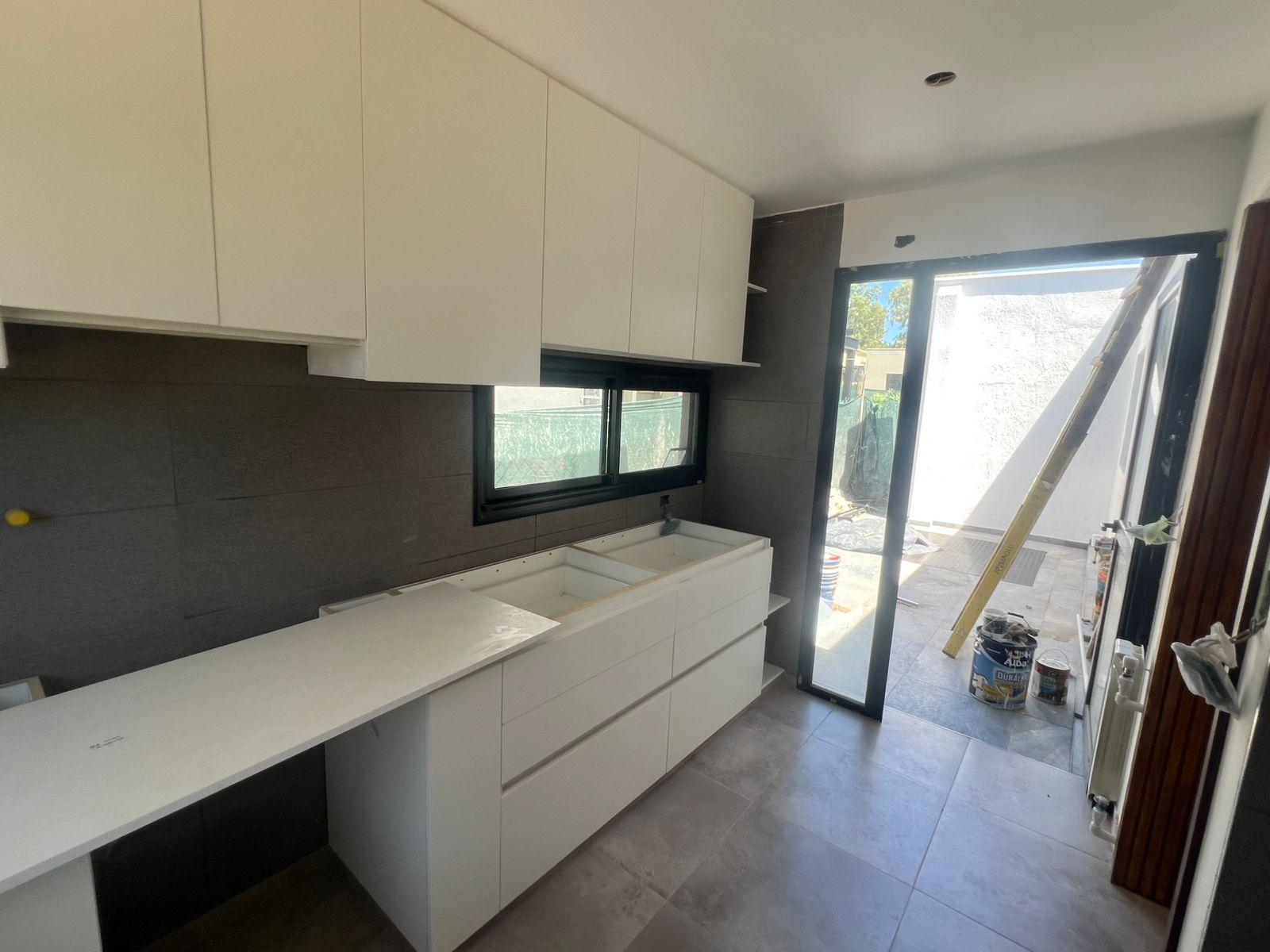 7783648_66140487677545059233897824905949957362018265890538718927219330957355377736888