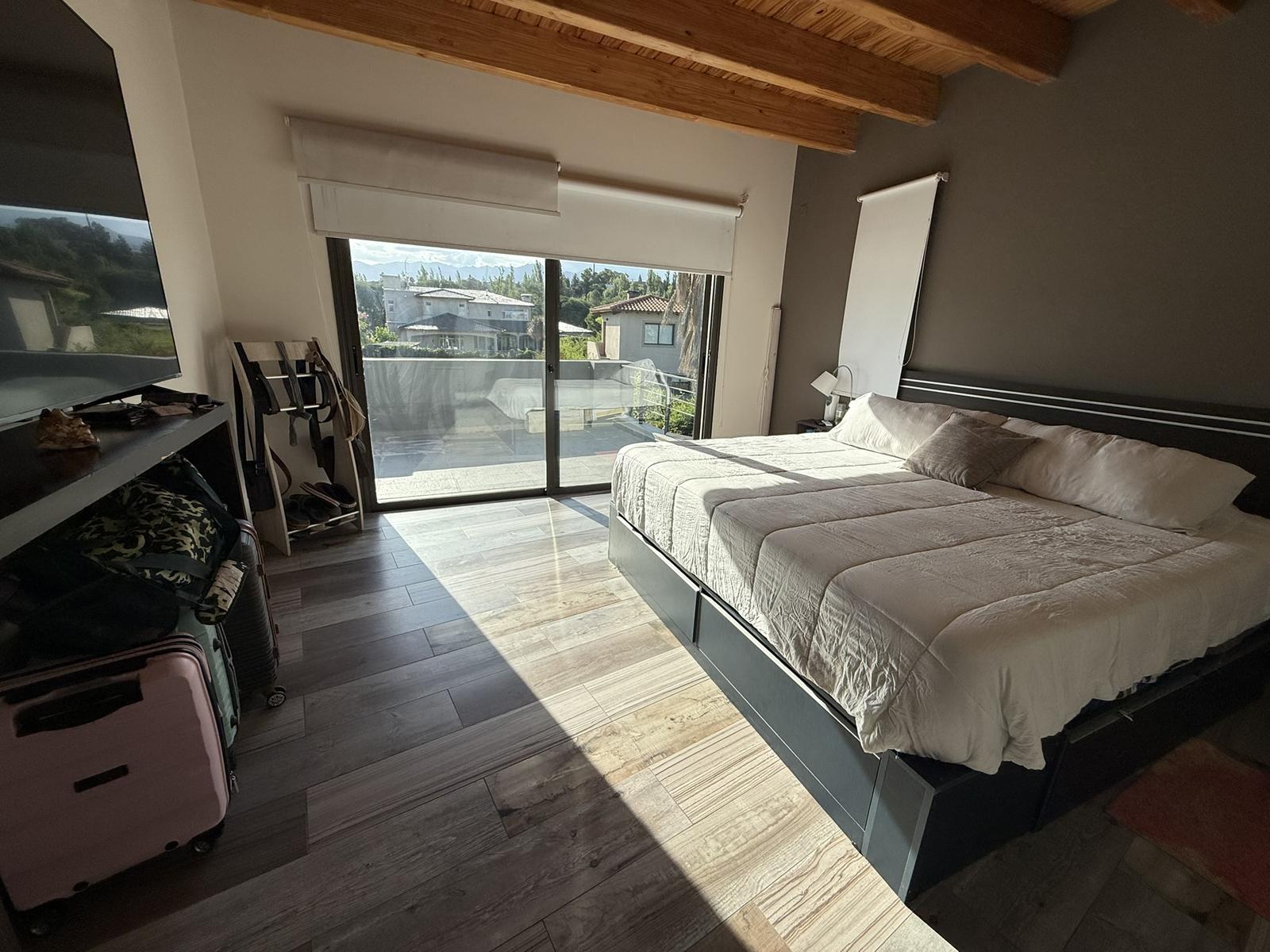 7871641_100470355594590694610646920241106527553393456305638015345857687023023377839112