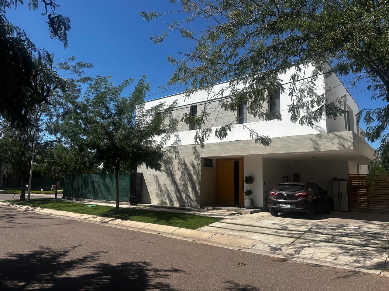 7873551_41140601541327129102599496940638616690065451054205169234983439849456002685708