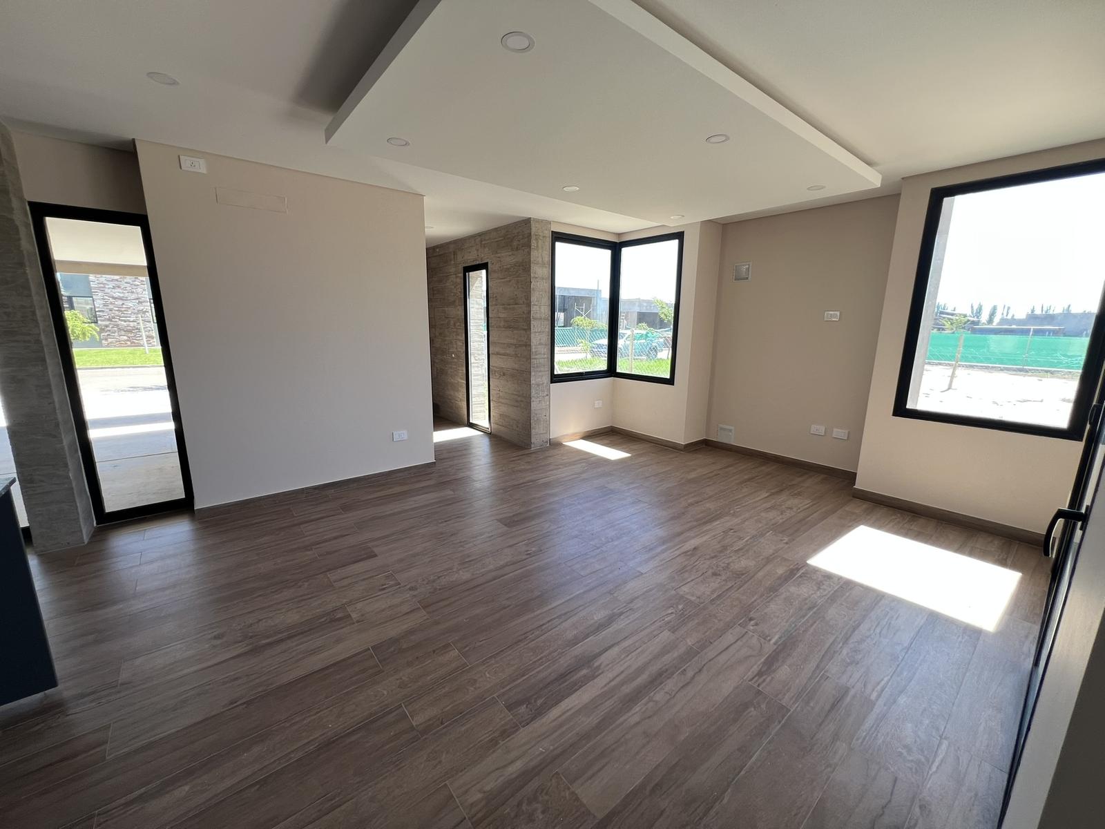 7888445_29861380061299278881154966428867845215538087175095461604560175707979545636726