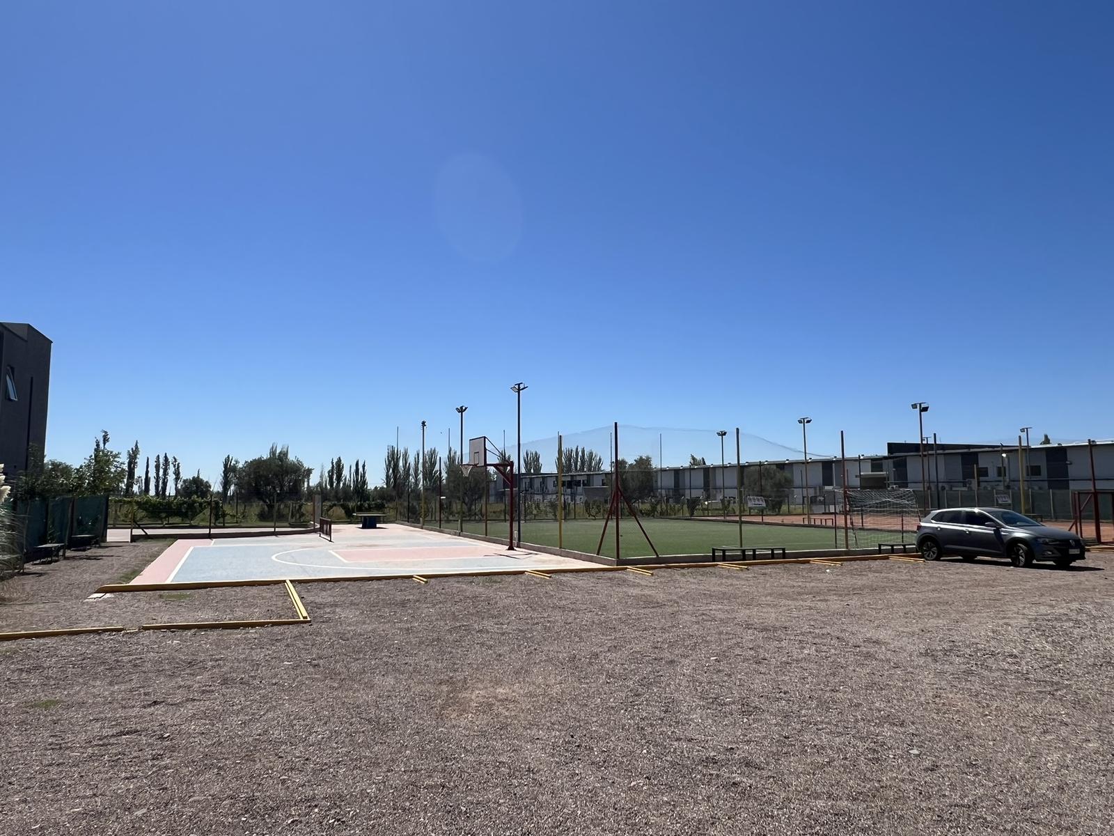 7888445_84095095674086924183093772468132405622400838991816418629277465877918025321300