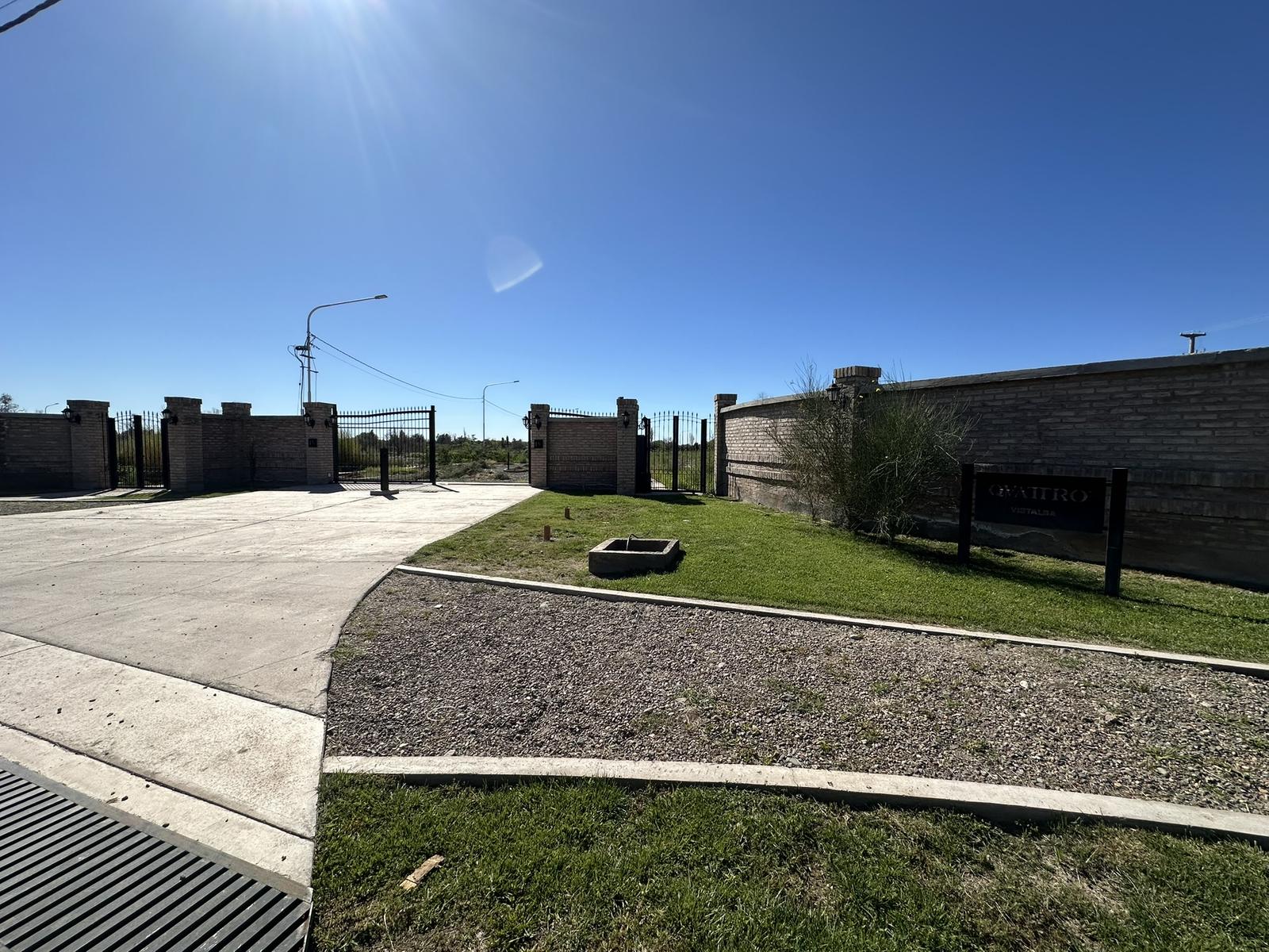 7898444_100407670736123637914574098539924419626965687889964015442811249350249565001723