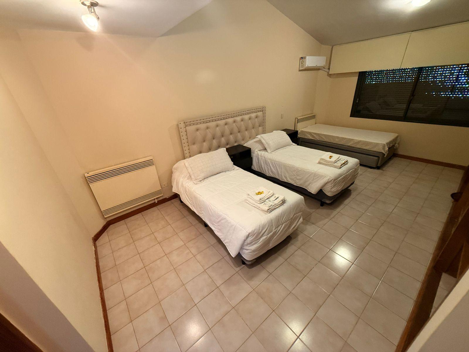 7899811_108967818335895886866183703127837244349941346262113340764495901400145303265383