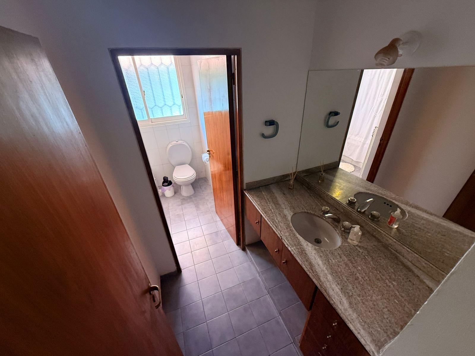 7899811_46290041121210756278842042333089864205541769183223807366007921866936325853259