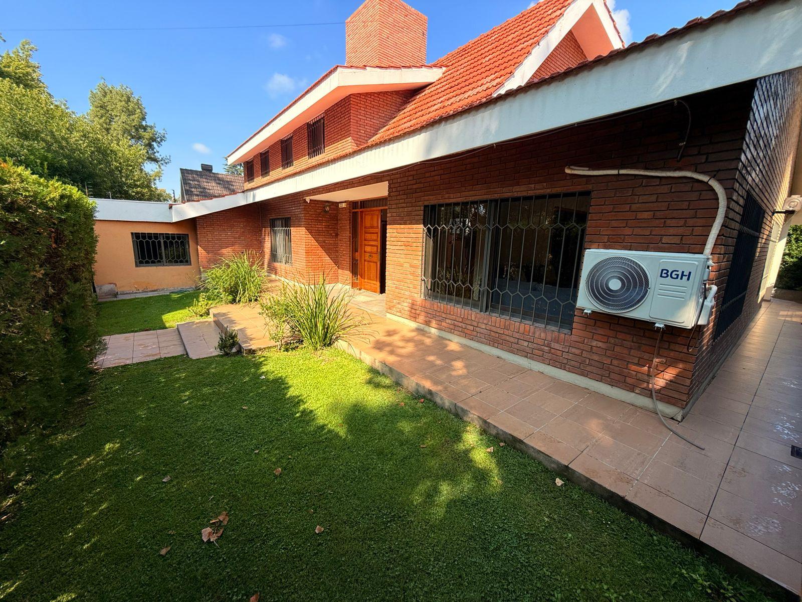 7899811_52816467138843525013200970703022205129074539725945431169109926268566730507751