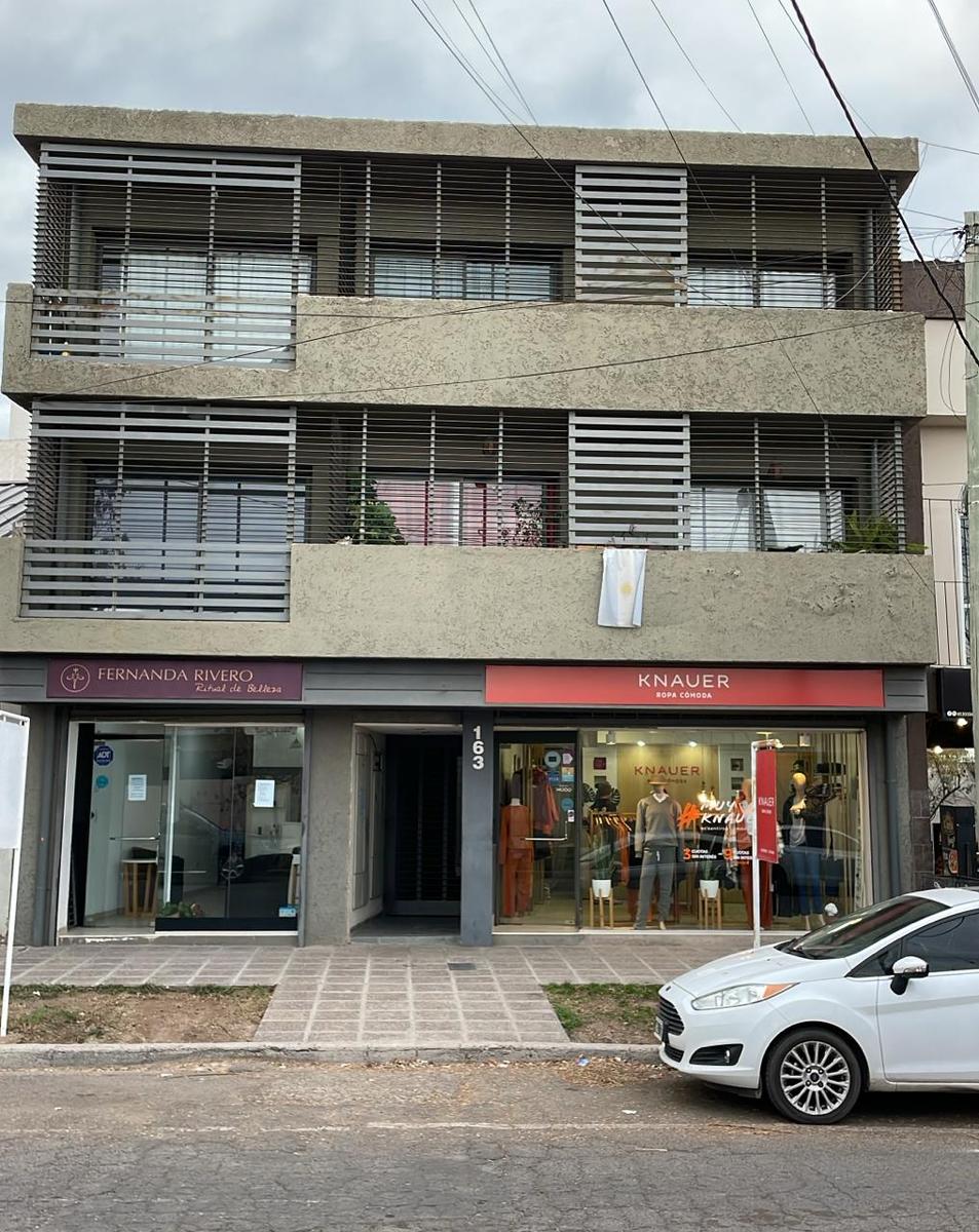 7904770_22242723390725181162734721044555393191539520177691189282908644360756036649857