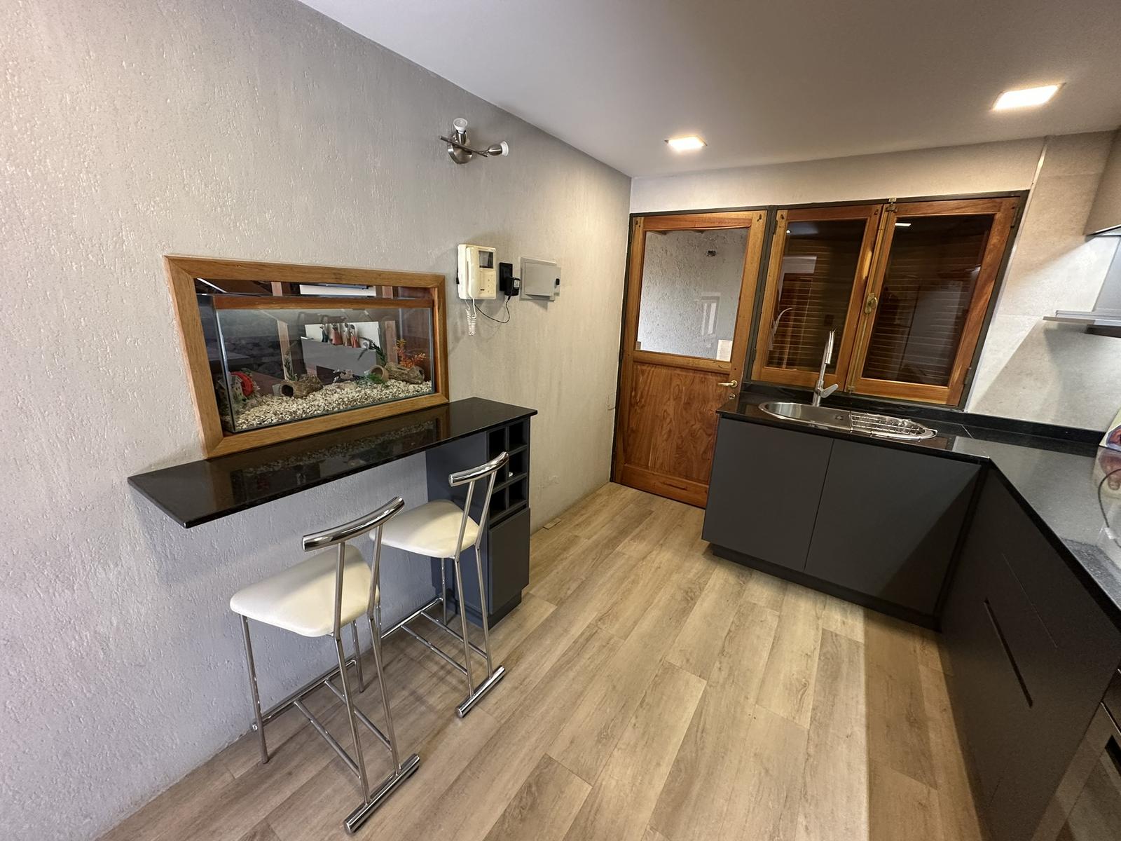 7204354_32372462493158991224876999498770991642385032378877933849576136895205856770766