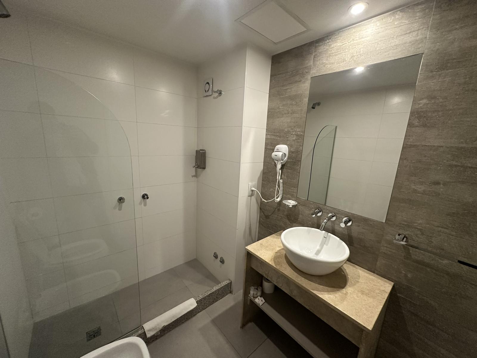 7250948_105854724543867463760468690020696132515240530674264065169723147933806831015015