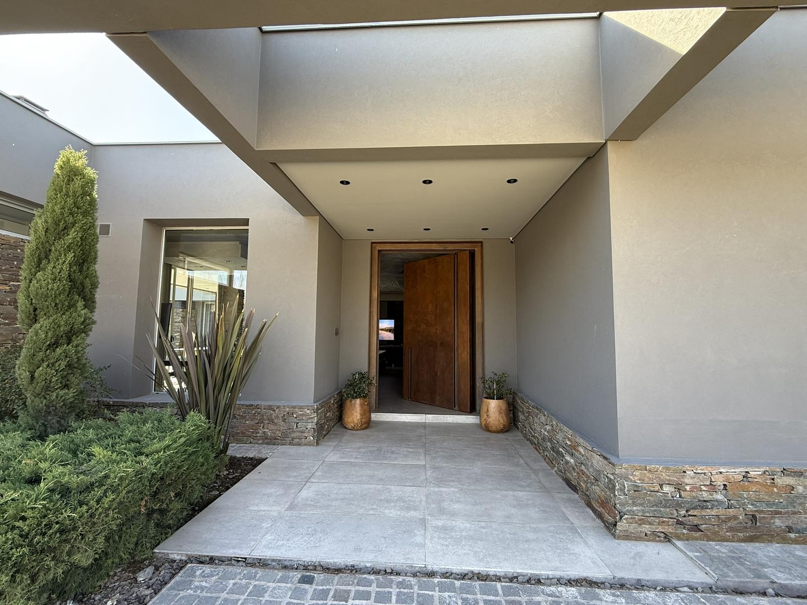 7300130_5958679839844659773510571428095457422294022732657640504603760232044003066750