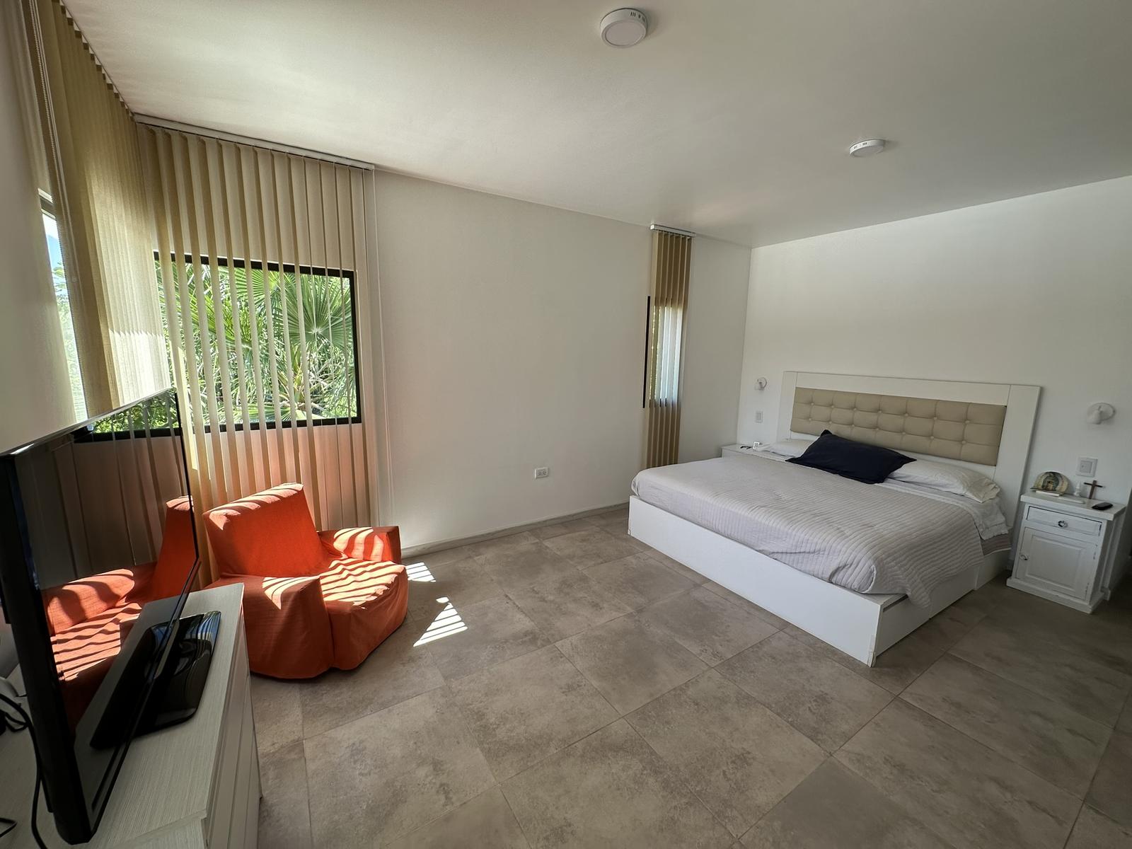 7921300_105645328395652568166825985682550030975140150981926412041728036941304638304553