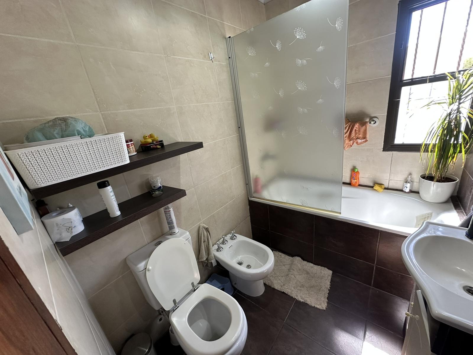 7921300_44796881763094604864150949004675041304896485847104730493201096941611724581754